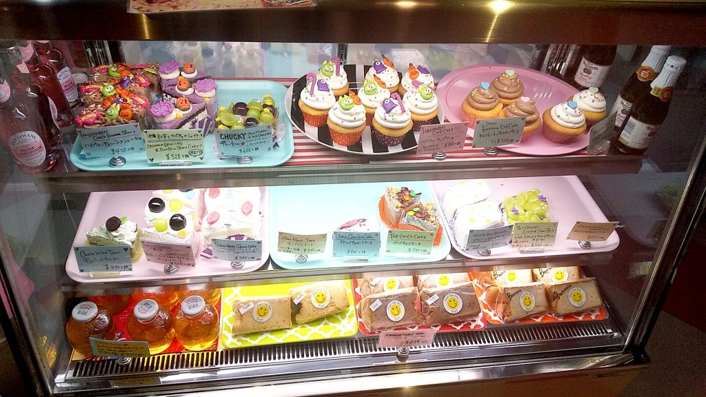 インスタ映え間違いなし アメリカンなケーキ屋さん Nagi S Cake Shop Sugar 仙台市 宮城野区 白鳥 ウラロジ仙台